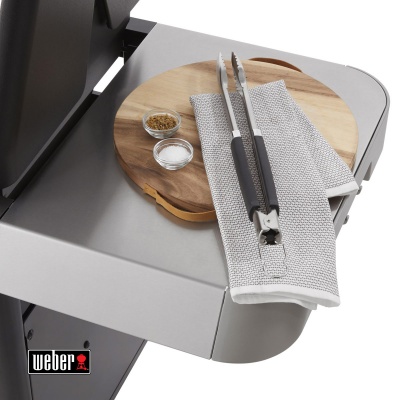  Weber Genesis E-435